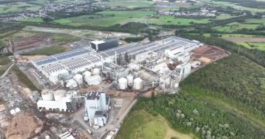 Sanem, Lüksemburg 'da ahşap ürünleri üreticisi. Bir hava aracı videosu