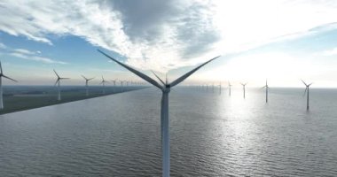 Açık deniz rüzgar türbini, yenilenebilir enerji, yeşil sürdürülebilir elektrik..