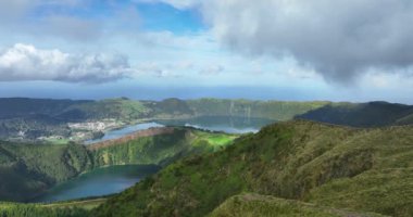 Sete Cidades Gölü, Azoren 'de hava manzarası, Sao Miguel, Portekiz. Hava Genel Görünümü.