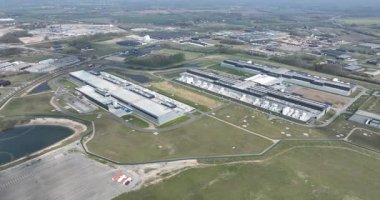 Danimarka, Odense 'deki CO2 nötr veri merkezi kampüsü. Hava görünümü.