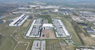 Danimarka, Odense 'deki CO2 nötr veri merkezi kampüsü. Hava görünümü.