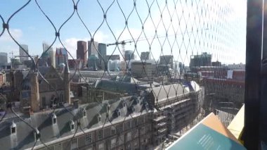 Lahey 'in ufuk çizgisi, Binnenhof' un yenilenmesi, siyasi tarihi merkez, panoramik izleme kulesinden görülüyor. Bakış açısı.