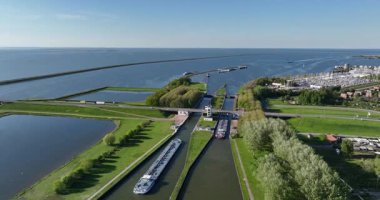 Ev atıkları, Lelystad, kilit kompleksi, su işleri, altyapı, ulaşım güzergahı. Hava görünümü.