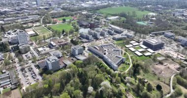 Kiel Üniversitesi, kampüs binaları, hava manzarası, bilim, bilgi ve eğitim.