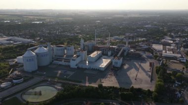 Şeker işleme, gıda endüstrisi, şeker rafinerisi. Julich, Almanya Hava Video Endüstrisi