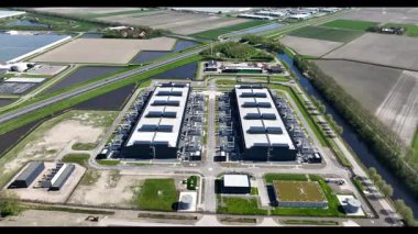 Tarımsal veri merkezleri, yeni yapı, hava görüntüleme videoları. Hiper ölçekli veri.