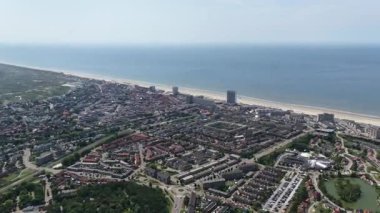 Zandvoort sahil beldesi, Amsterdam yakınlarındaki Hollanda kıyı kasabası, hava manzaralı..