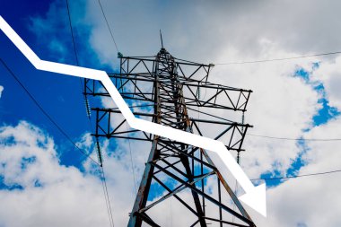 AB 'de enerji krizi veya daha ucuz elektrik. Avrupa Birliği Grafik Oku' nun enerji hattı düştü. Küresel enerji krizleri kavramı. Elektrik tüketiminde artış. İki kat..