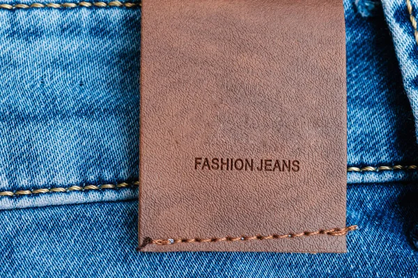 Jeansy Blue Denim Pasek Spodnie Jeansowe Skórzanym Pasem Etykieta Naklejka — Zdjęcie stockowe