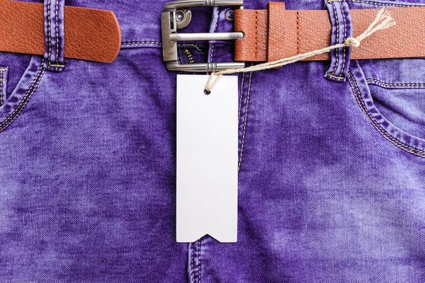 Fioletowy Detal Jeansów Jeansowych Blankiem Tag Belt Spodnie Jeansowe Skórzanym — Zdjęcie stockowe