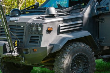 Yazın askeri saldırı zırhlı aracının bir parçası. Telsiai, Litvanya. 05-11-2024