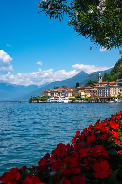 Spektakularny Krajobraz Bellagio Jednego Najbardziej Znanych Malowniczych Miast Lombardii Włochy — Zdjęcie stockowe