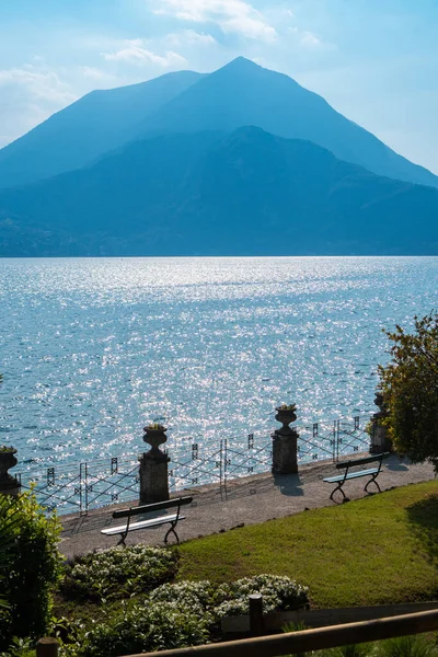 Espectacular Vista Del Lago Como Las Montañas Alpinas Visible Desde — Foto de Stock