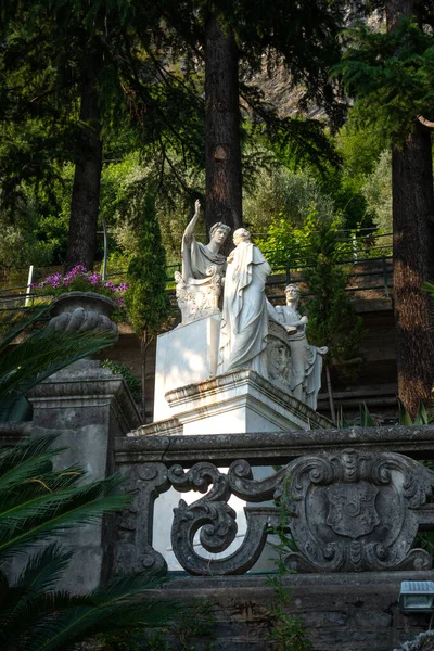View Ancient Sculptures Giovan Battista Comolli Botanical Garden Shade Cypress — 스톡 사진