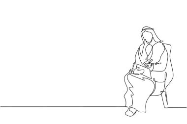 Aralıksız tek sıra halinde, genç Arap işadamını pano ile çiziyor. Koltukta oturan erkek yönetici. Not alan bir adam. Psikoloji danışmanlığı. Tek çizgi çizimi tasarım vektörü grafik çizimi