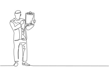 Tek sıra halinde elinde panolarla duran ofis çalışanları. Resmi kıyafetli adam. Genç iş adamı çizgi film karakteri düz stil. Modern sürekli çizgi çizimi tasarım grafik vektör çizimi