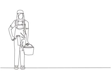 Sürekli çizen bir kadın silindiri elinde boya ve kova boyayla, ev tamiratıyla, evdeki duvarları boyayarak, apartman dairesinde, profesyonel boyacılarla tutuyor. Tek çizgi tasarım vektör grafik çizimi