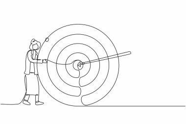 Tek sıra halinde iş kadını kucaklaşması ve hedef çemberinin yanında durması, hedefi tam ortadan vurması, şirket içindeki başarının sonucunu analiz etmesi. Bir çizgi çizme tasarım vektörü