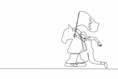 Büyük at satranç taşının yanında koşan ve bayrak tutan Arap iş kadını çizmeye devam ediyor. İş başarısını kutlayın, yarışmayı kazanın. Tek çizgi çizimi tasarım vektör çizimi