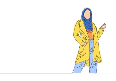 İslami kumaş üzerine genç, mutlu, güzel bir muslimah çizimi. Güzel bir poz. Güzel Malaylı kadınlar moda tesettür moda bir çizgi tasarım vektör illüstrasyonunu çizer