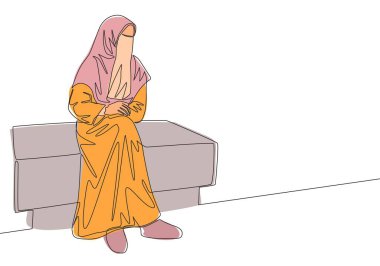 Sandalyeye oturmuş çarşaf giyen genç ve çekici orta doğu muslimah çizimleri. Geleneksel güzel müslüman kadın niqab tesettür konsepti ile bir satır tasarım vektörü illüstrasyonu