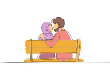 Ardı arkası kesilmeyen bir çizgi, parkta romantik bir manzarada bankta oturan Arap çifti öpüyor. Mutluluk adamı ve kız ilişkisi. Tek çizgi çizimi tasarım vektörü grafik çizimi