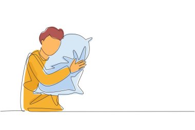 Sürekli uyuyan ve yastığa sarılan bir adam çiziyor. Yatağı olmadan yan yatmış, genç adam mindere yaslanmış şekilde yatıyordu. Tek çizgi çizimi tasarım vektörü grafik çizimi