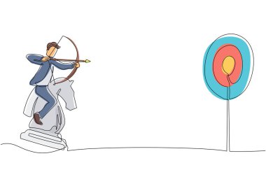 Tek sıra halinde, okçuluğu elinde tutan bir işadamı, satranç taşı sürerken hedef alıyor. Stratejik bir kavram. Başarılı bir işletme yöneticisi. Tek çizgi çizimi tasarım vektörü grafik çizimi
