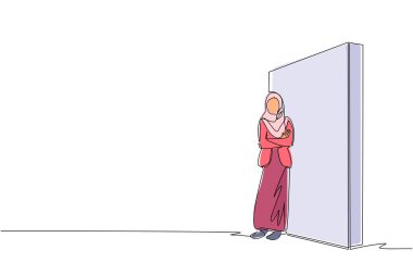 Tek sıra halinde duran ve duvara yaslanan Arap iş kadını yeni bir şirket hakkında bir şeyler düşünüyor. Tam boy ya da vücut. Aralıksız çizgi çizimi tasarım grafik vektör çizimi