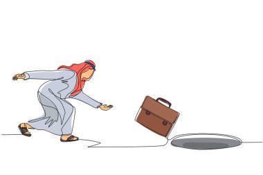 Tek sıra halinde, Arap işadamı evrak çantasını deliğe atıyor. İş fırsatlarından yararlanamamak. Depresyon ve iş başarısızlığı konsepti. Bir çizgi çizme tasarım vektörü