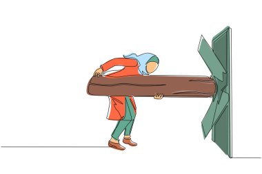 Tek sıra halinde, elinde kütük tutan ve kapıyı mahveden Arap iş kadını. Zorlukların üstesinden gelmek ve engelleri güç ve kaba kuvvetle yok etmek. Devamlı çizgi çizimi grafik vektörü