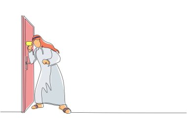 Tek sıra halinde, Arap bir adam kapıyı gizlice dinliyor. Konuşmaları dinleyen meraklı bir işadamı. Gizlilik ihlali kavramı. Modern sürekli çizgi çizimi tasarım grafik vektör çizimi