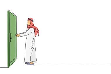 Arabistanlı işadamının sürekli çizdiği tek çizgi anahtar deliğine anahtar yerleştiriyor. Adam ofis kapısını anahtarla açıyor. Başarı konsepti. Bir çizgi çizimi grafik tasarım vektörü