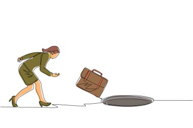 Tek sıra çizen işkadını evrak çantasını deliğe atıyor. İş fırsatlarından yararlanamamak. Depresyon ve iş başarısızlığı konsepti. Devamlı çizim tasarımı illüstrasyonu