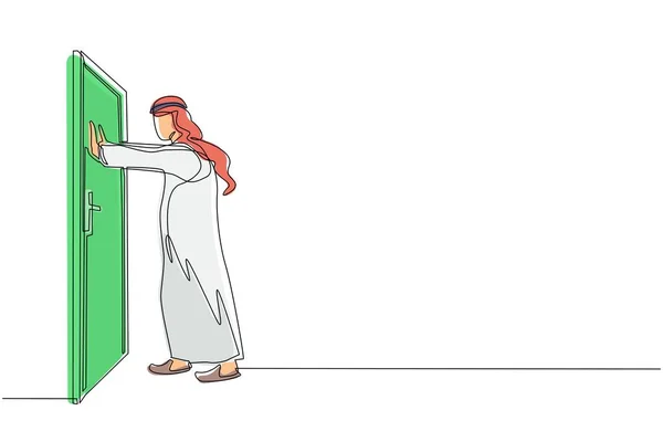 Непрерывная Линия Изображающая Арабского Бизнесмена Толкает Закрытую Дверь Белой Деревянной — стоковый вектор
