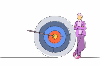 Hedefin yanında duran Arap bir iş kadını ya da menajeri sürekli olarak çiziyor. Ok hedefi tam olarak vurdu. Başarılı iş stratejisi, pazarlama konsepti. Tek çizgi tasarım vektör çizimi