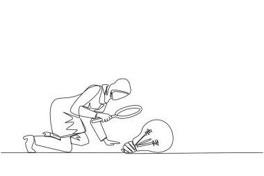 Arap iş kadını elinde büyüteçle ampule bakarken sürekli bir çizgi çiziyor. Denizaşırı ülkelerdeki işini genişletmek için parlak bir fikir gerektiriyor. Metafor. Tek çizgi çizme vektör illüstrasyonu