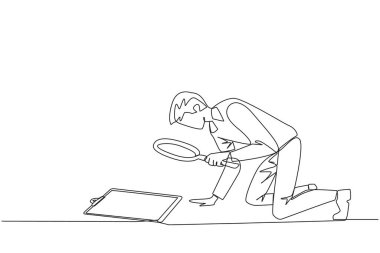 Tek sıra halinde, elinde büyüteç olan bir işadamı çiziyor. İşadamı gözden kaçmış olabilecek işleri tekrar gözden geçirmeyi ihmal etmesin. Dikkat et! Bir çizgi tasarımı vektör illüstrasyonu