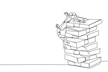 Tek sıra halinde işadamı çizmek, iş arkadaşının büyük banknotlara tırmanmasına yardımcı oluyor. Bulaşıcı başarı. Başarı için bahşişleri paylaşın. Takım çalışması ikramiyesi. Uyumluluk. Bir çizgi tasarımı vektör illüstrasyonu