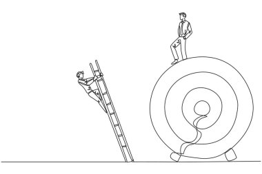Tek sıra halinde duran iş adamı, hedef tahtaya merdivenle tırmanan meslektaşını tekmeliyor. İş yok edicilerden kurtulma metaforu. Bir çizgi tasarımı vektör illüstrasyonu