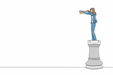 Kalenin tepesinde satranç taşını işaret eden ve teleskop kullanarak başarı ve fırsatlar arayan bir iş kadını çizimi. Başarılı iş stratejisi. Aralıksız çizgi grafik tasarım vektörü