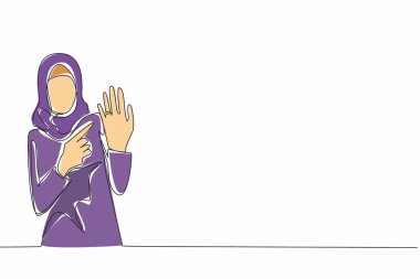 Genç Arap kadını çizen tek çizgi yüzük parmağındaki yüzüğü gösteriyor. Evlilik teklifi. Mutluluğu yaymak. Eğlenceli bir an. Ulusal Teklif Günü. Devamlı çizgi tasarımı grafik çizimi