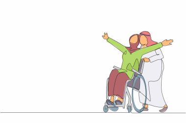 Aralıksız tek sıra halinde, tekerlekli sandalyedeki mutlu engelli kadını sevgili kocasıyla dışarıda yürürken, birlikte vakit geçirirken çekiyor. Engelli çift eğleniyor. Bir çizgi çizme tasarım vektörü