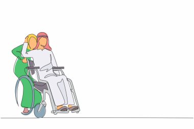 Tekli sıra Arap adamı tekerlekli sandalyede oturturken karısı arkada durup ona sarılıyor. Rehabilitasyon sırasında kocasına destek olan kadın. İlişki kavramı. Bir çizgi tasarım vektörü