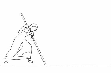 Arap iş kadını hedefini okla çizmeye devam ediyor. Elinde ok olan bir kadın, hedefi yerde vuruyor. Hedefe ulaşılıyor. Pazarlama hedef stratejisine odaklan. Tek çizgi çizimi tasarım vektörü grafiği