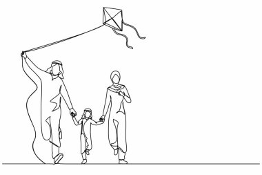 Sürekli bir çizgi halinde, anne ve babalar ve çocuklar parkta yürürken Arap aile hafta sonu çiziliyor. Eğlenceli bir aile koşusu, tatilde doğada dinlenme. Baba, anne ve oğul uçurtmayı fırlatır. Tek çizgi çizme tasarım vektörü