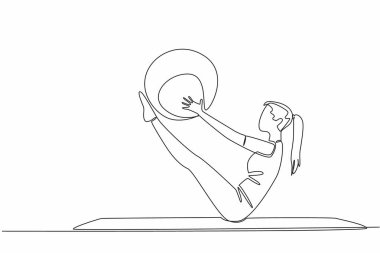 Tek sıra halinde, spor topu yardımıyla poz veren bir kadın. Medikal top. Kaslara ve omurgaya iyi geliyor. Eğitim dengesi. Egzersiz yapıyorum. Pilates günü. Devamlı çizgi tasarımı grafik çizimi