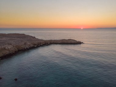 İran Körfezi 'ndeki Hengam Adası' nda güzel bir sahil. Yüksek kalite fotoğraf