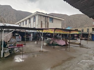 Firuskuh, İran. Küçük kasaba çarşısı. Yüksek kalite fotoğraf