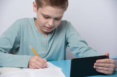 Karantina sırasında evde öğrenim